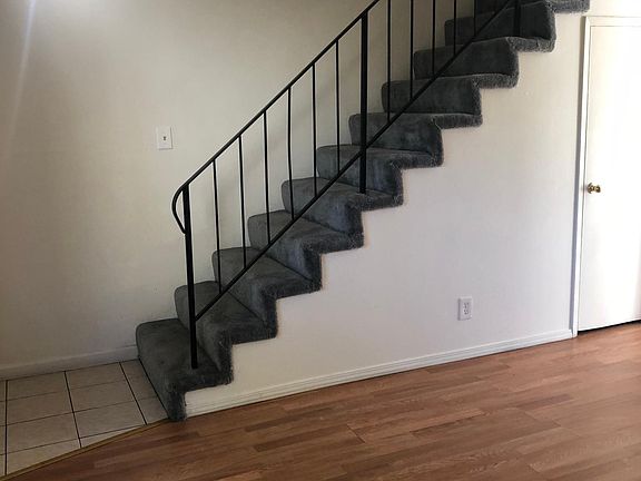 3rd image of 675 E Matchwood Pl