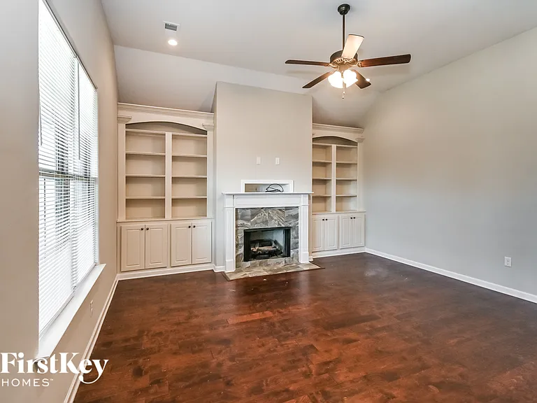 440 Hidden Meadows Cv — Photo 4