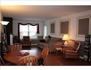 2nd image of 1003 Meadow Ct