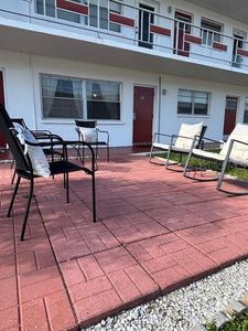 2050 58th Ave N APT 6, Saint Petersburg, FL, 33714
