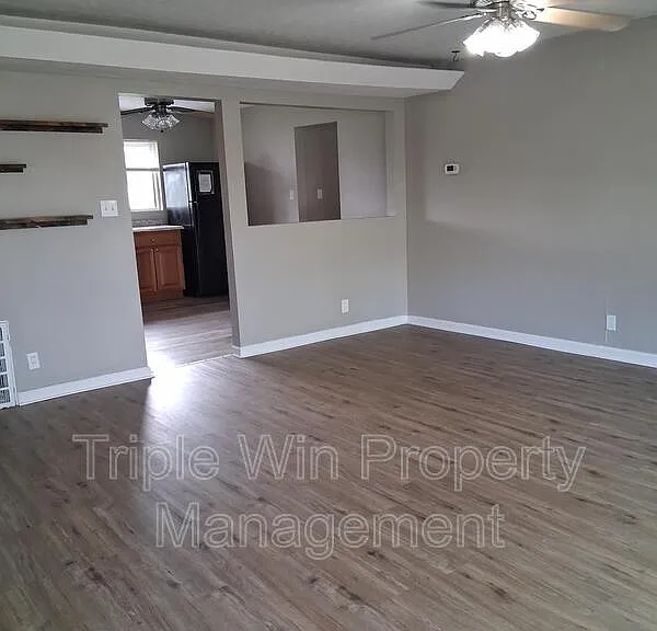 468 June Dr — Photo 10