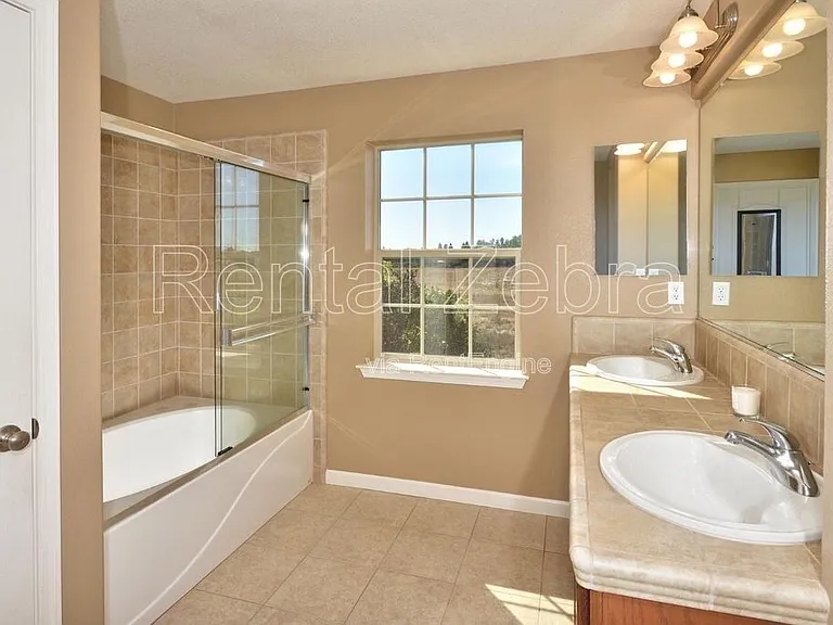 2348 Tedeschi Dr — Photo 8