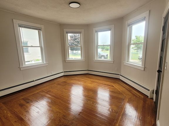 4th image of 10 Molter St #1F