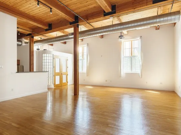 60 Tufts St APT 6, Somerville, MA 02145