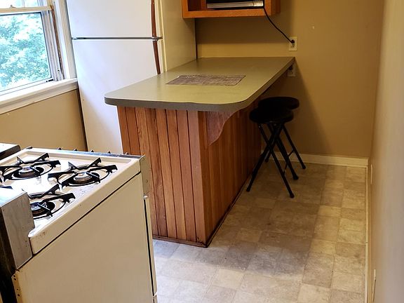 5th image of 4324 Chester Dr