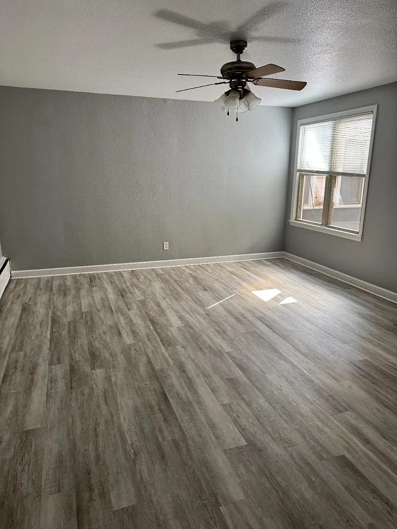 1021 N 8th St - 9 — Photo 1