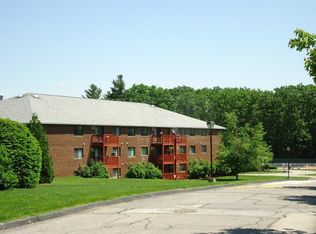 98 Powers St APT 216, Milford, NH 03055