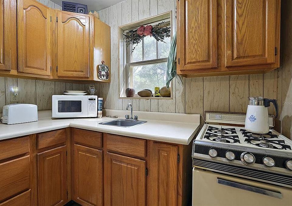 1st image of 33927 County Road 468