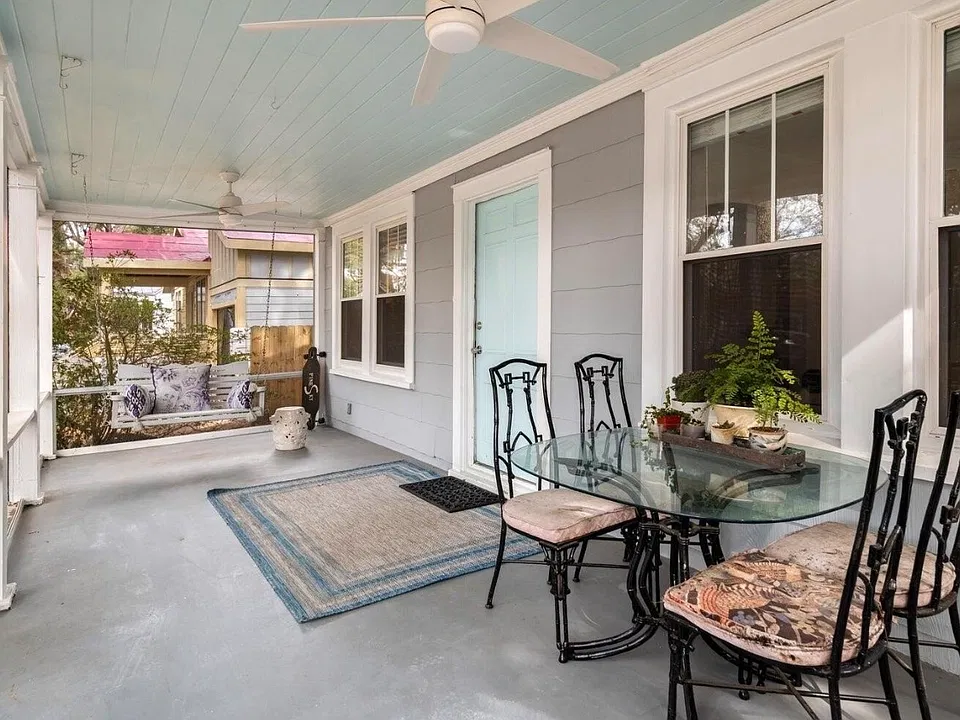 309 Tall Oak Ave
