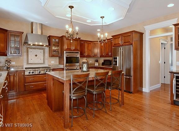 4th image of 2714 Charter Oak Dr