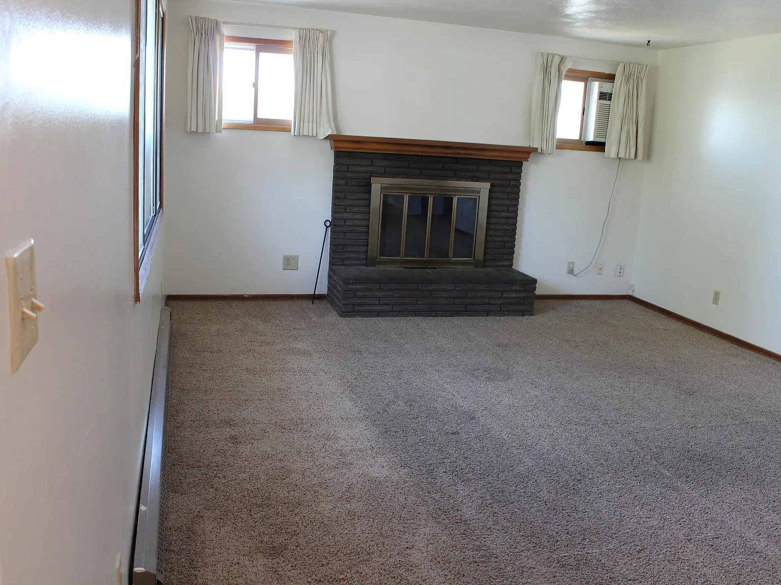 3 bed, 1250 sqft, $1,675 — Photo 4