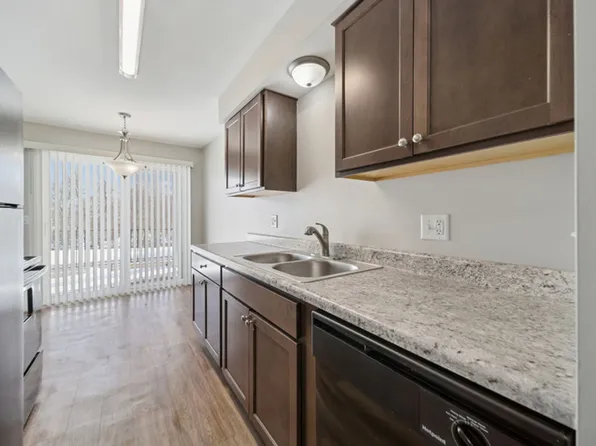 Williamsburg Apartments