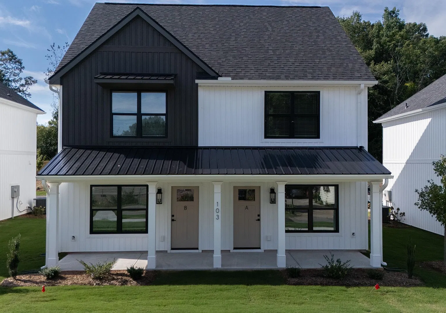 Brand New 2 Bed/2.5 Bath Townhomes at Green Leaf — Photo 1