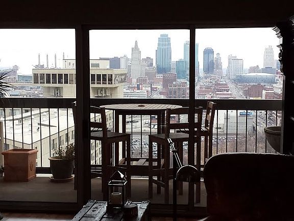 3rd image of 2510 Grand Ave #2205