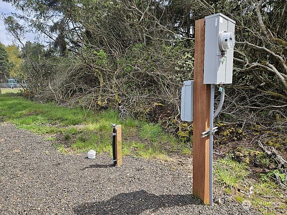 4th image of 132 Ocean Shores Boulevard NW