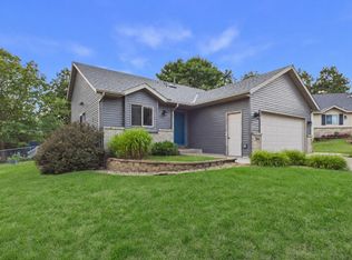 1104 Summit Way, Sauk Rapids, MN 56379