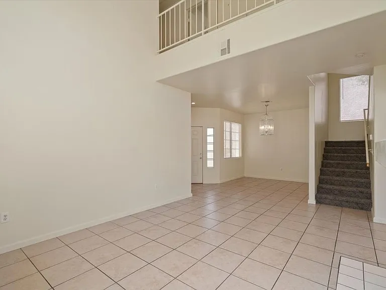 2576 N Silver Shadow Dr — Photo 6
