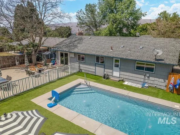 634 21st Ave, Lewiston, ID 83501
