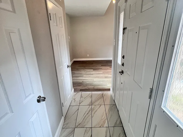 8404 Forest Ln #404 — Photo 6