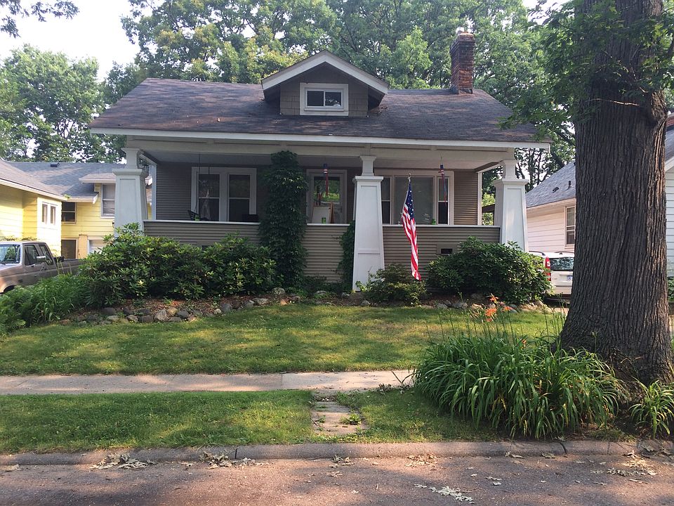 2nd image of 540 Leroy St