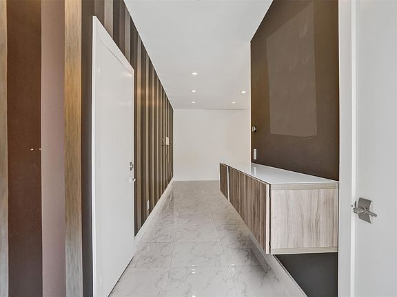 3rd image of 4053 NW 61st Terrace