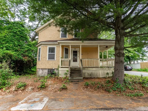270 Garden St, Fall River, MA 02720