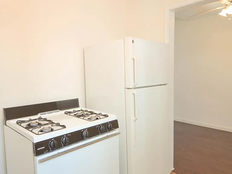 3837 Los Feliz Blvd #9 — Photo 11