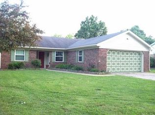 6227 Chesapeake Dr, Mount Vernon, IN 47620