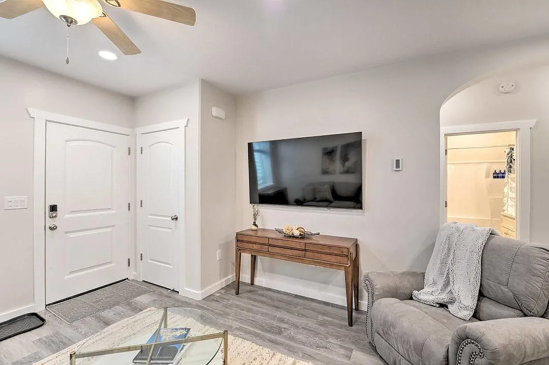 648 County Road 112 — Photo 1