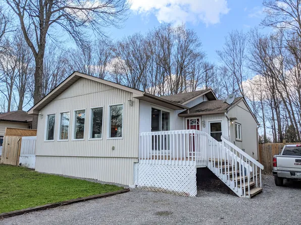 21 Pleasure St, Kawartha Lakes, ON K0M 1G0