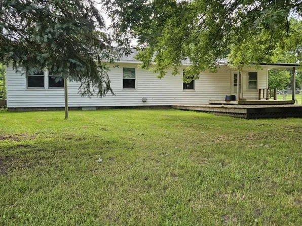 10253 Baker Dr, Clio, MI 48420