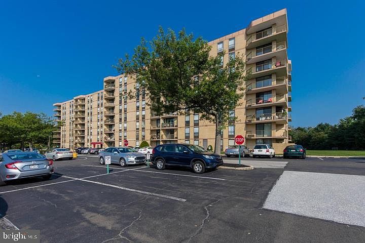 1st image of 666 W Germantown Pike APT 2801