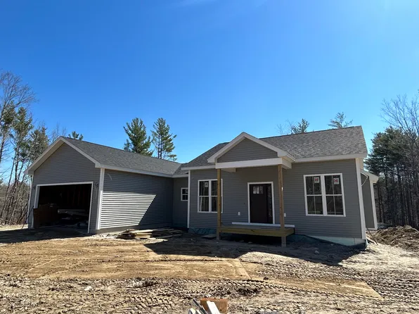 6 Lilac Lane, Raymond, ME 04071