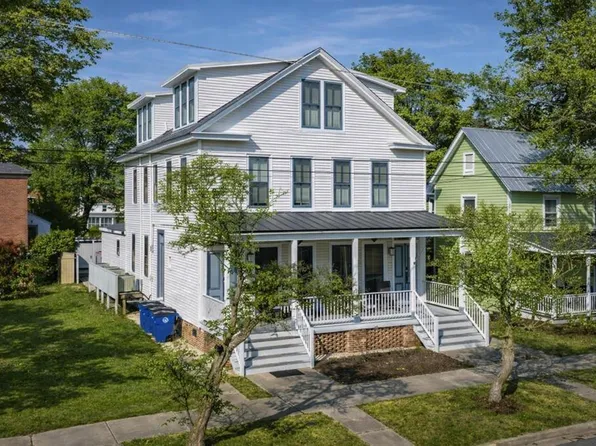307&309 Randolph Ave, Cape Charles, VA 23310