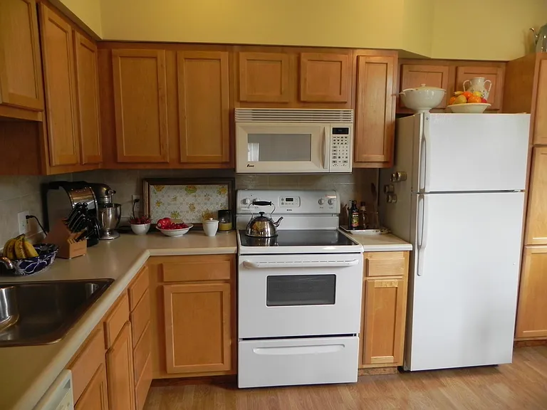 1301 W 9th St — Photo 10