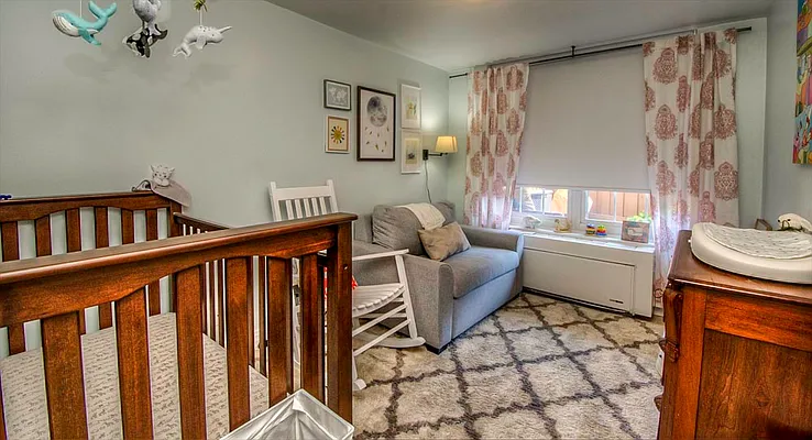 Sold by REMAX Elite | media 14