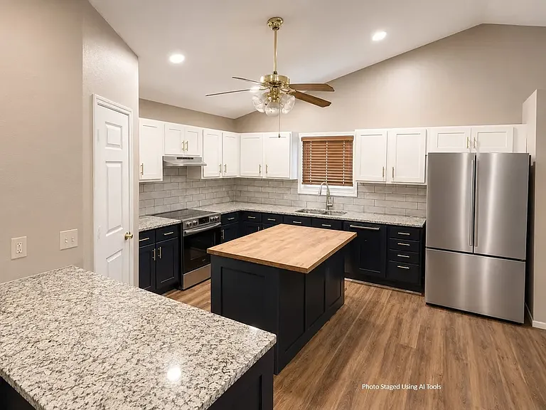 143 Huntleigh Dr — Photo 3