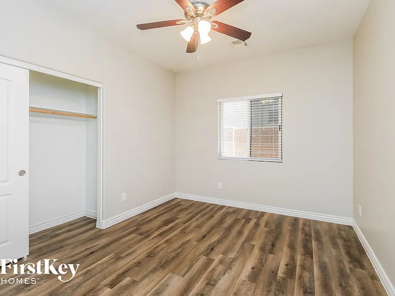 677 W Mesquite Tree Ln — Photo 11