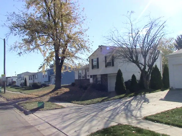 4569 Madison School Dr, Columbus, OH 43232