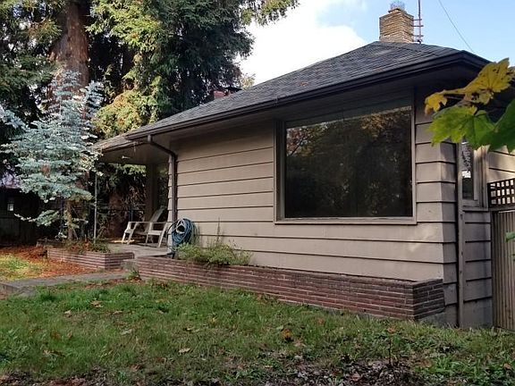 2nd image of 630 Lake Washington Blvd E #A