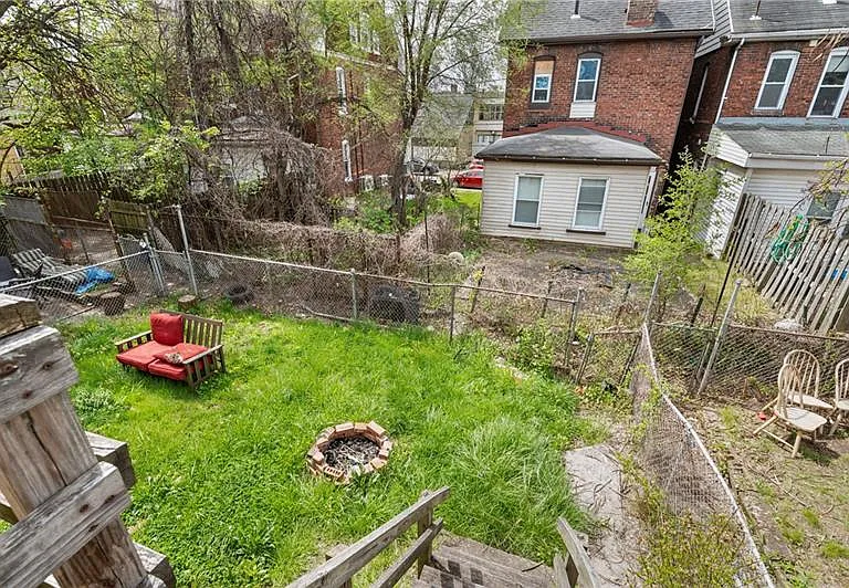 354 Ophelia St — Photo 28