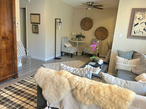 5th image of 4127 McLaughlin Ave APT 19
