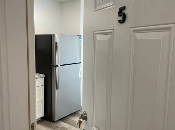 413 Doxey St #5, Strafford, MO 65757