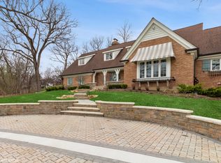 210 Firth Rd, Inverness, IL 60067