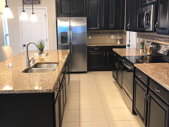 4th image of 475 Kestrel Dr
