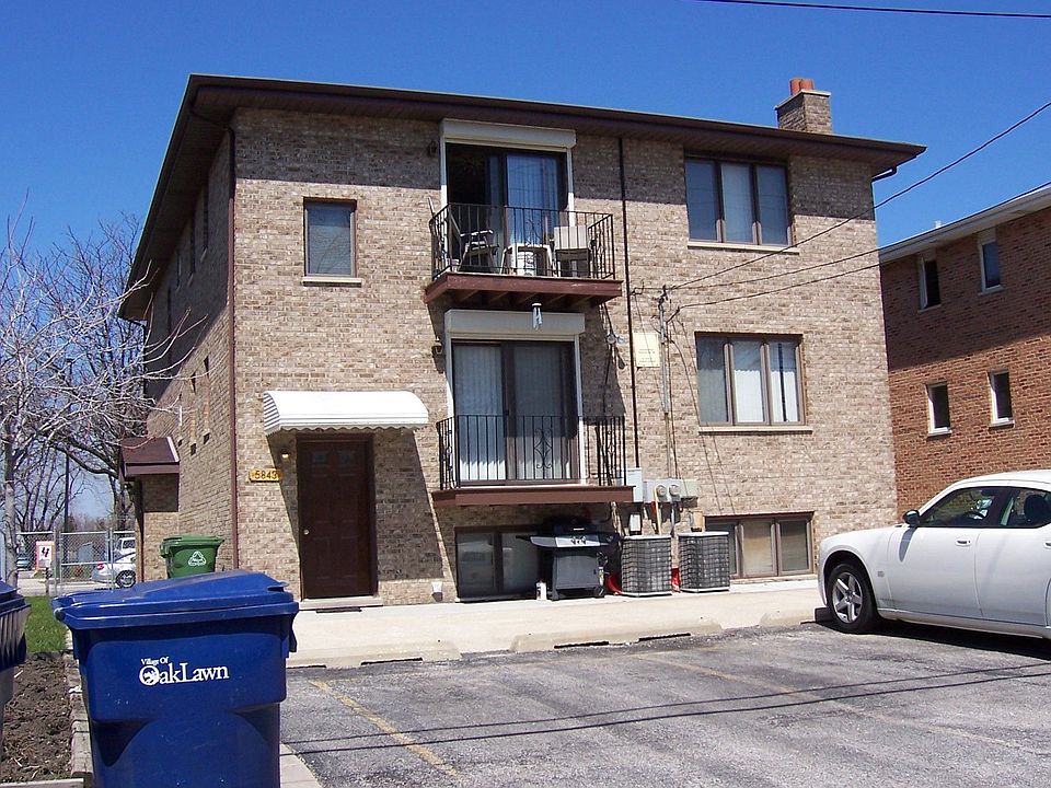 2nd image of 5843 W 87th St