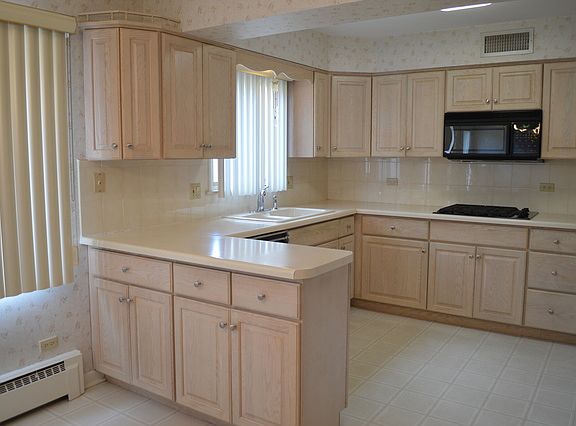 4th image of 5041 N Denal St