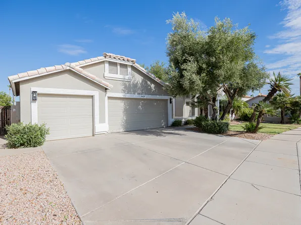 904 S Dolphin Dr, Gilbert, AZ 85233