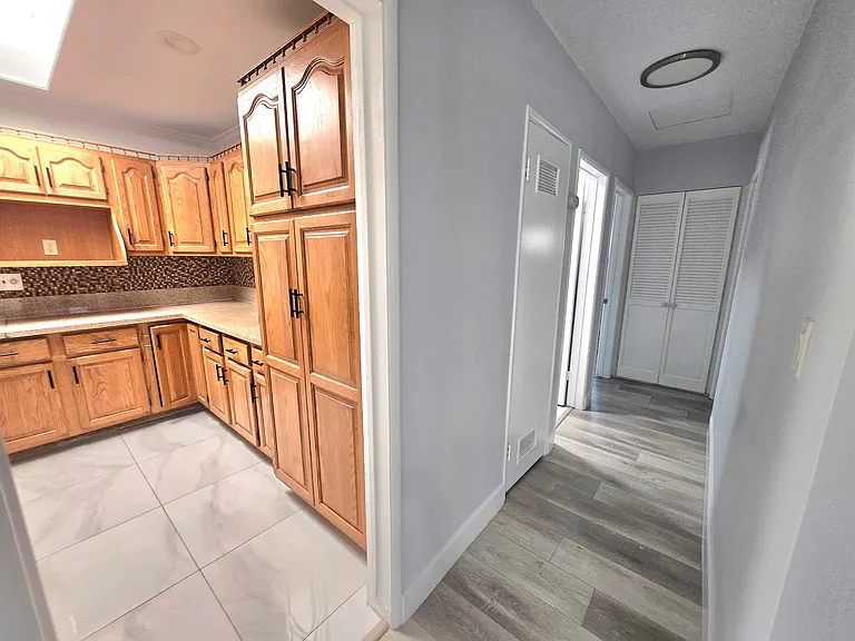 13321 Arizona St — Photo 15
