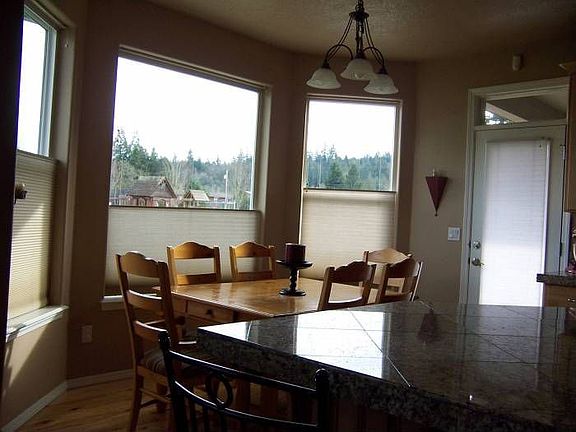 breakfast nook